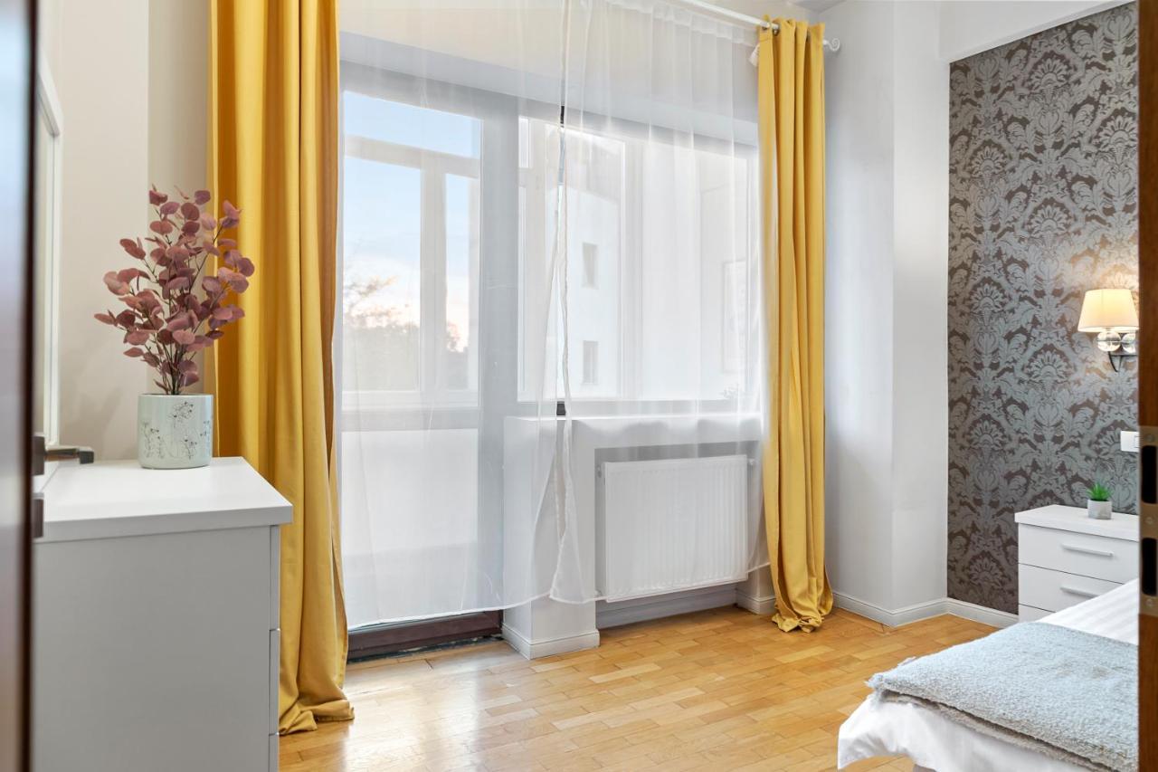City Heart Retreat Elegant Apartment Bukarest Kültér fotó