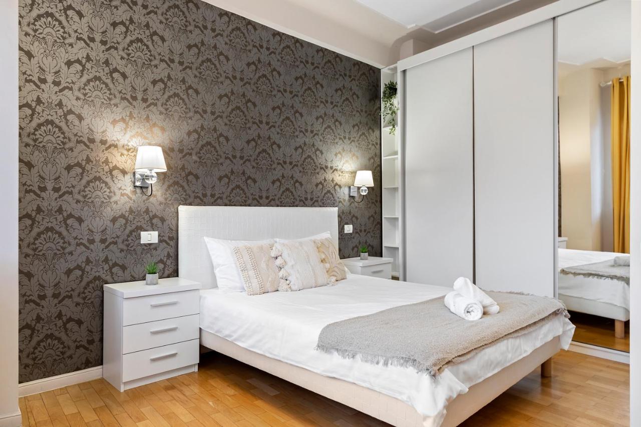 City Heart Retreat Elegant Apartment Bukarest Kültér fotó