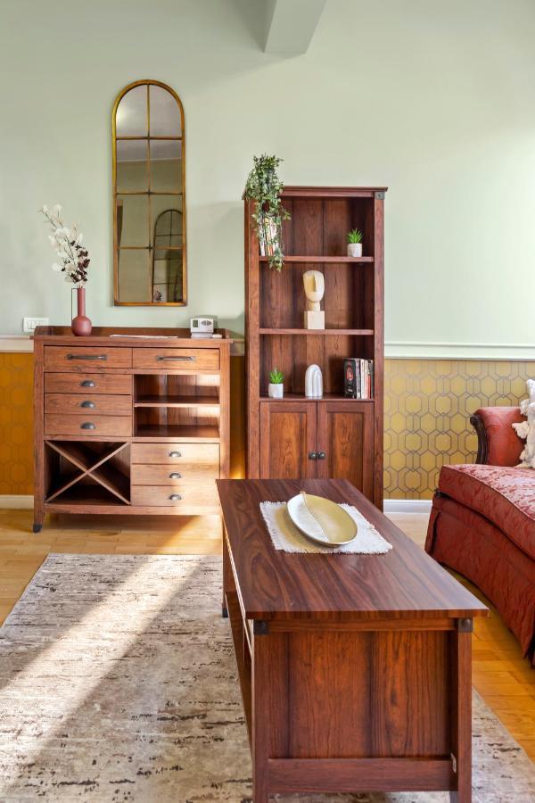 City Heart Retreat Elegant Apartment Bukarest Kültér fotó