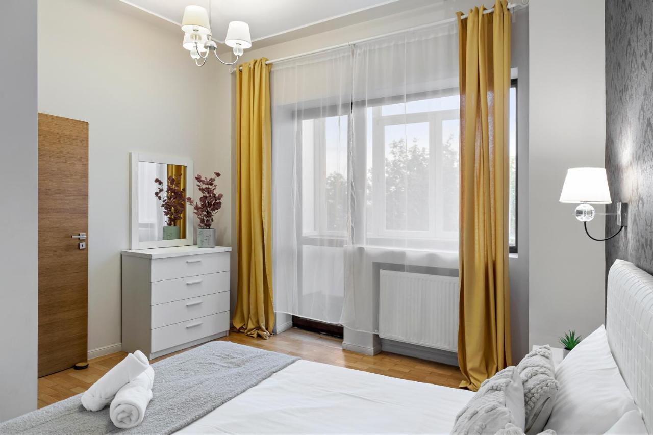 City Heart Retreat Elegant Apartment Bukarest Kültér fotó