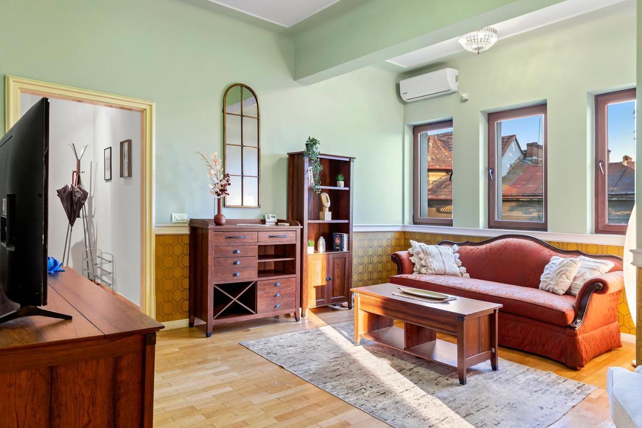 City Heart Retreat Elegant Apartment Bukarest Kültér fotó