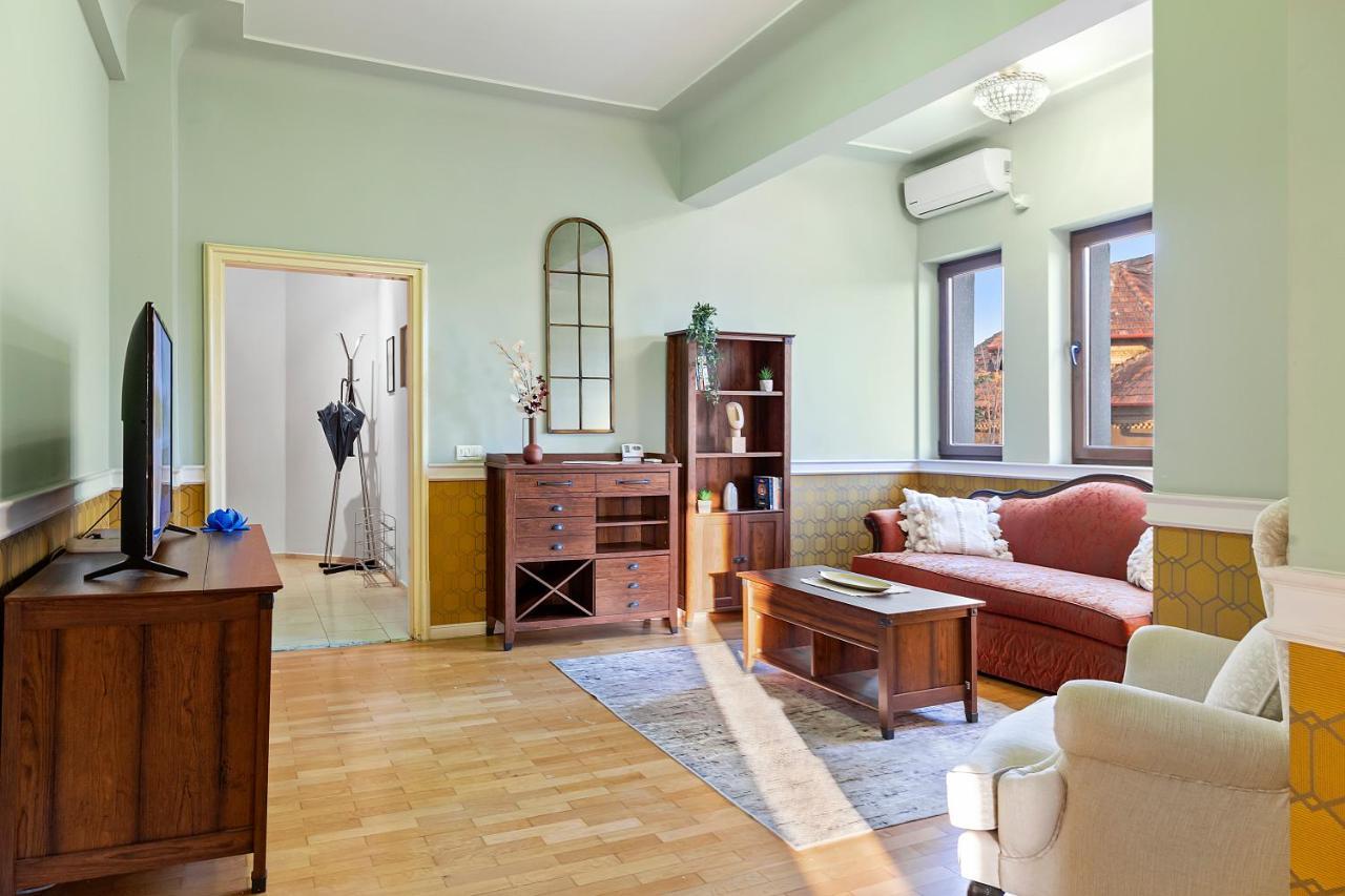 City Heart Retreat Elegant Apartment Bukarest Kültér fotó
